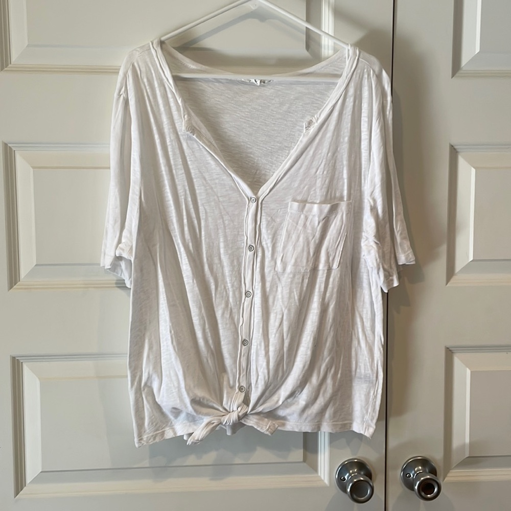 Caslon tie front button up top